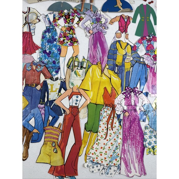 Vintage 1973 Barbie Magic Paper Doll & Clothing Whitman 4322/7209‎ Mattel 9.5" - Picture 6 of 14